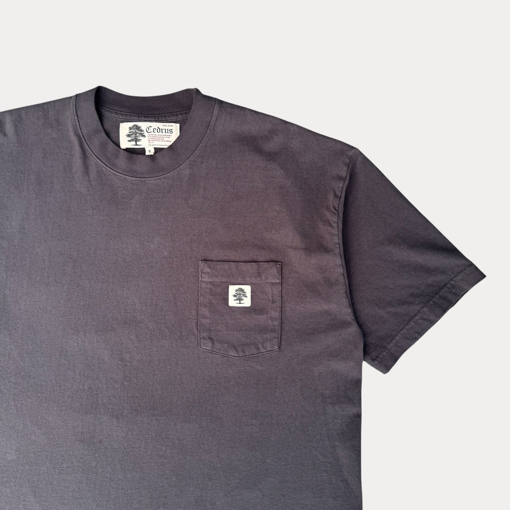 Know Jesus, Know Peace Pocket Tee