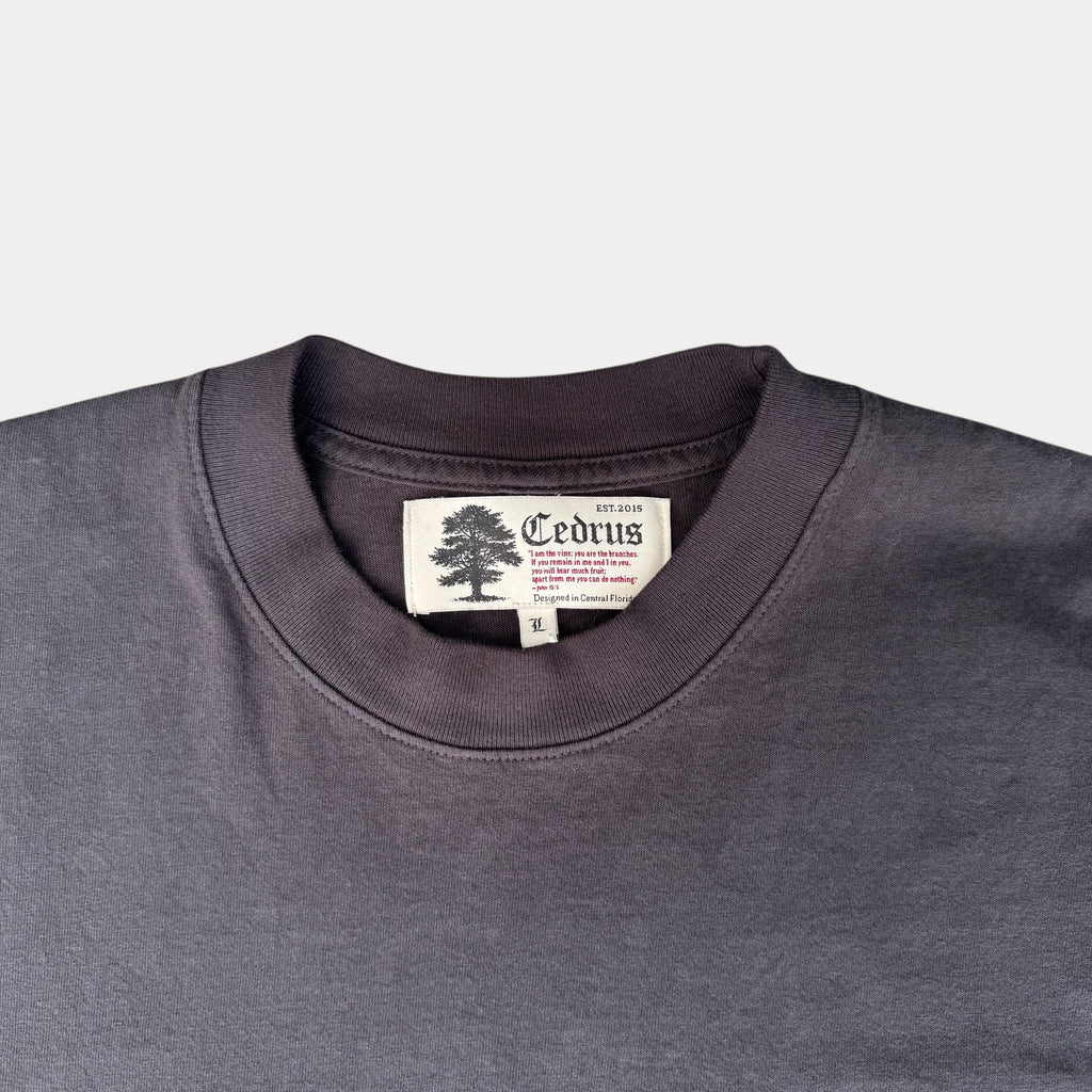 Know Jesus, Know Peace Pocket Tee